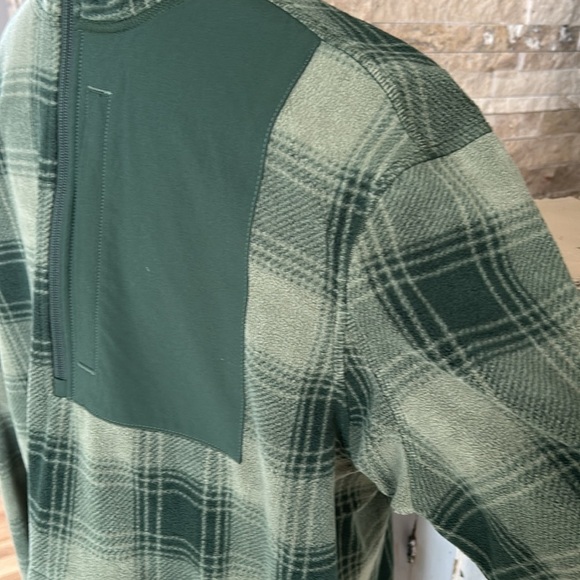 Duluth Trading Co green relaxed fit checkpoint fleece mock neck zip pullover - Picture 6 of 16